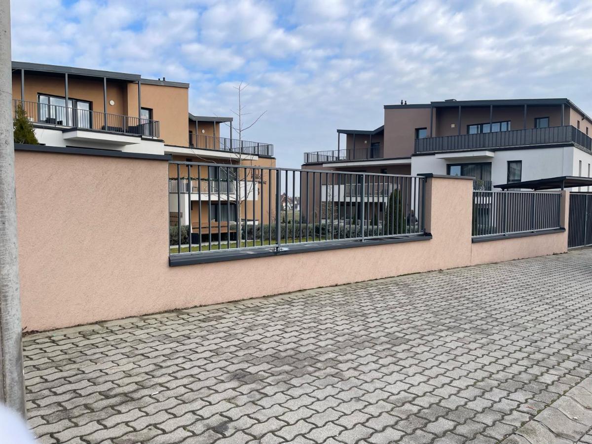 Paskom Apartmanház Nyergesujfalu Kültér fotó