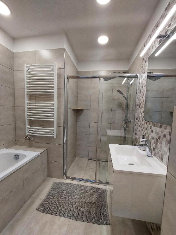 Paskom Apartmanház Nyergesujfalu Kültér fotó